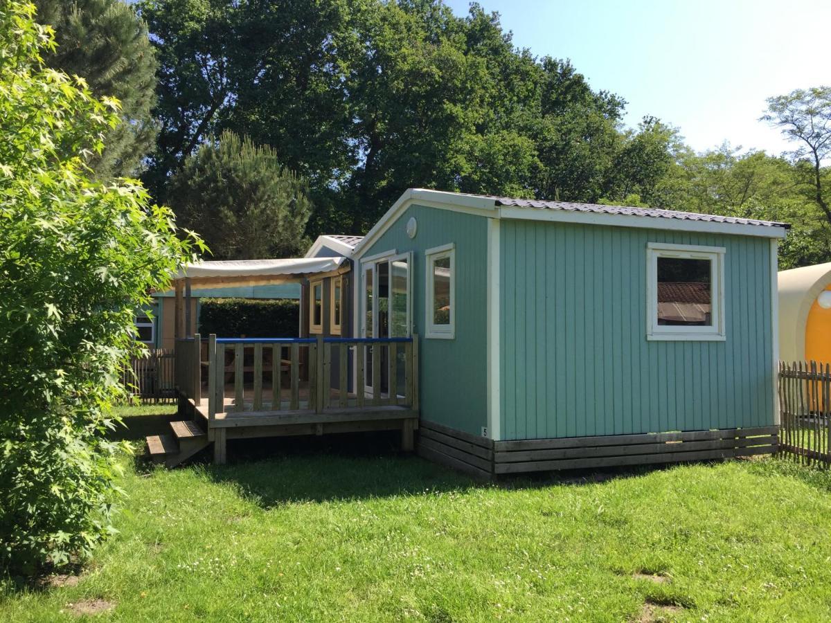 فندق فيندايز - مونتاليفتفي  Camping La Chesnays المظهر الخارجي الصورة